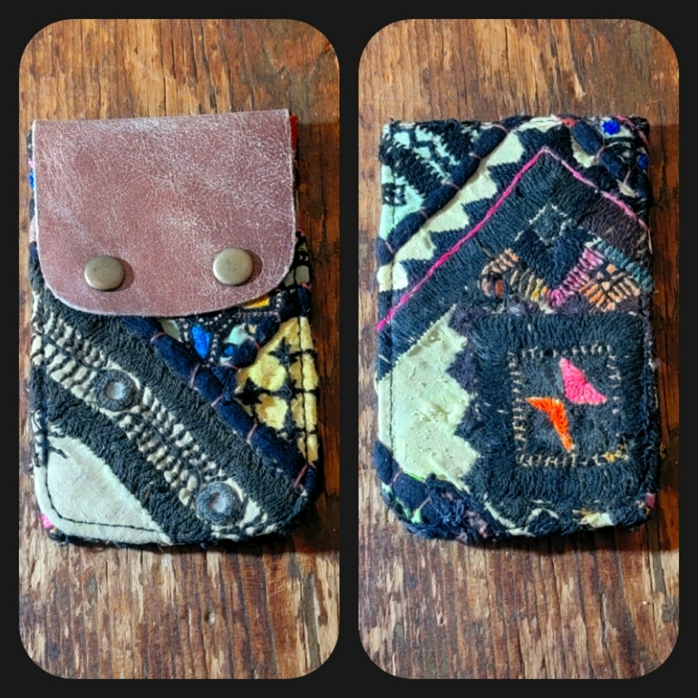 🍳🧠 Free People Boho Embroidered Repurposed vtg banjara hippie Wallet card case